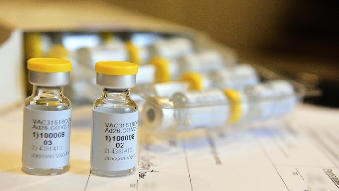 vaksin-corona-buatan-johnson-johnson_169