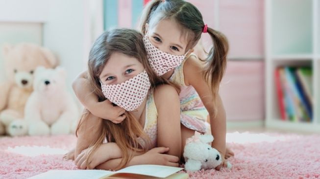 54168-ilustrasi-anak-pakai-masker
