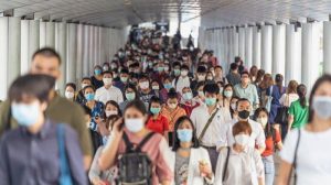 ilustrasi-pemakaian-masker-di-tempat-umum