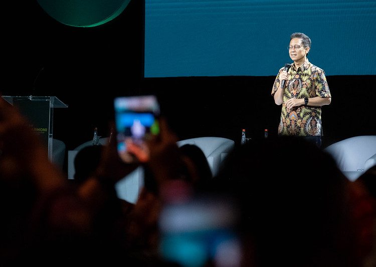 52706393443_8327b02f6a_c-750x533