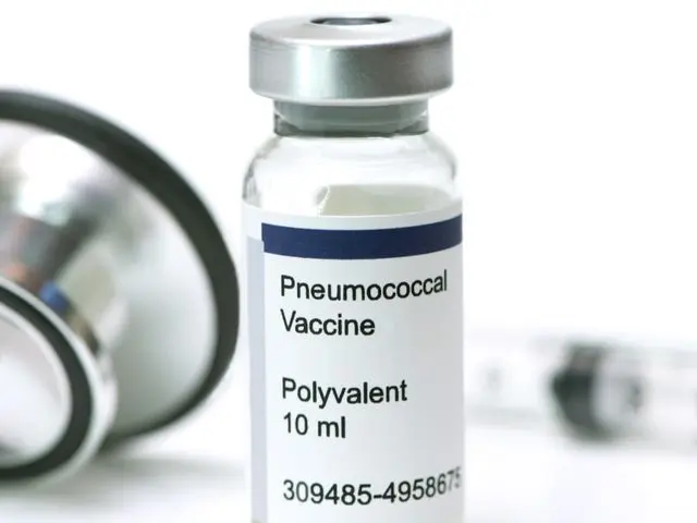 031876600_1579506654-Daftar-Vaksin-Pneumonia-Ini-Tak-Mampu-Tangkal-Coronavirus-Wuhan-Shutterstock_240300514