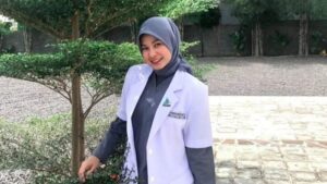 dr-myta-aprilia-azmy-dokter-internship-yang-meninggal-diduga-berat-terhdap-beban-kerja-1777704103239_169